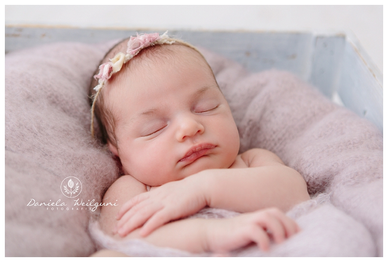 Neugeborenenfotos Babyfotos Fotograf Fotoshooting Österreich Linz_0848