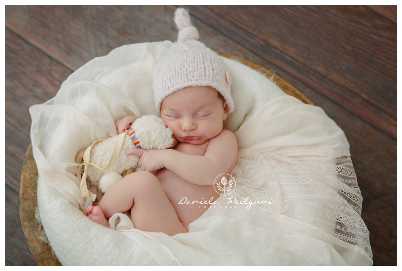 Neugeborenenfotos Babyfotos Fotograf Fotoshooting Österreich Linz_0853