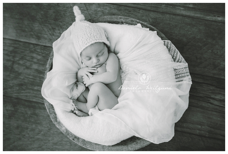 Neugeborenenfotos Babyfotos Fotograf Fotoshooting Österreich Linz_0855