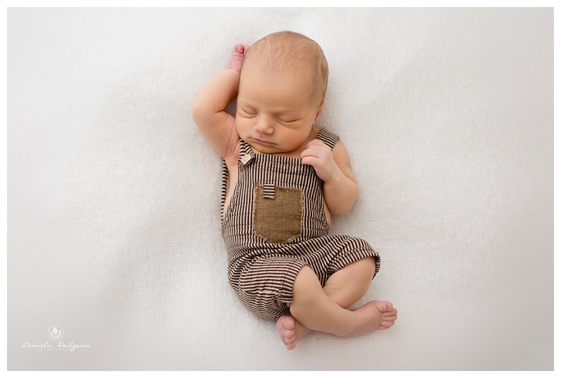 Neugeborenenfotos Newbornshooting im Atelier | Geschwisterfotos | Familienfotos