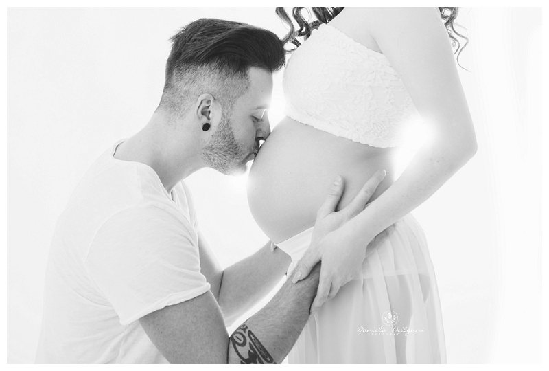 Babybauchfotos im Atelier – Babybauchshooting