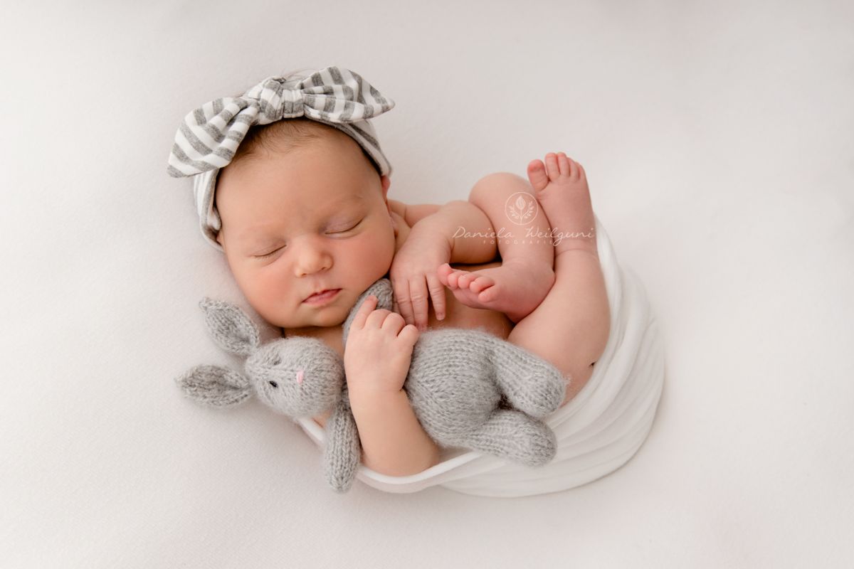 Neugeborenenfotos Babyfotos Baby Fotoshooting  