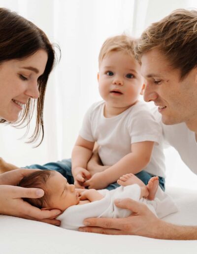 Neugeborenenfotoshooting, Neugeborenenfotos, Fotos mit Neugeborenem in Linz.