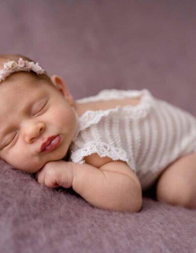 Neugeborenenfotos in Linz, Neugeborenenfotoshooting in St. Valentin.