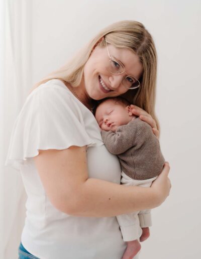 Neugeborenenfotos im Fotostudio Linz, Fotoshooting Neugeborenes, Neugeborenenfotoshooting.