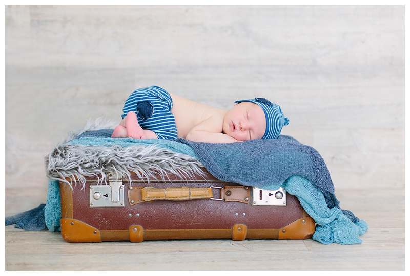 Babyfotos Baby Fotos Fotograf Fotoshooting Neugeborenenfotos Newbornshooting Steyr Linz Amstetten Niederoesterreich Oberösterreich (20).jpg