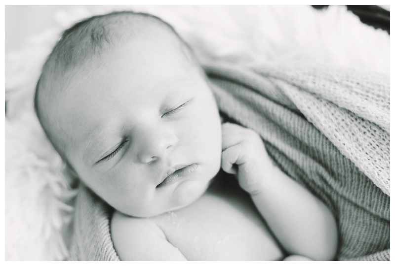 Babyfotos Baby Fotos Fotograf Fotoshooting Neugeborenenfotos Newbornshooting Steyr Linz Amstetten Niederoesterreich Oberösterreich (7).jpg