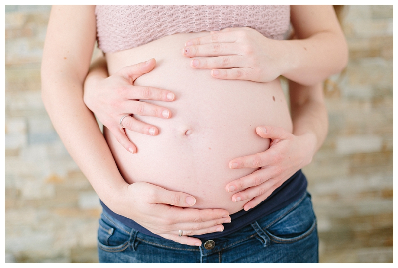 Fotograf Fotoshooting Babybauch Schwangerschaft Babybauchfotos Babybauchshooting  Linz Amstetten Steyr Oberösterreich Niederösterreiczh (2).jpg