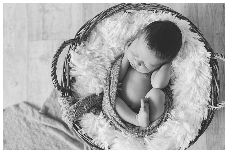 Fotoshooting Fotograf Babyfotos Neugeborenenshooting Neugeborenenfotos Baby Linz Amstetten Steyr Niederösterreich Oberösterreich.jpg
