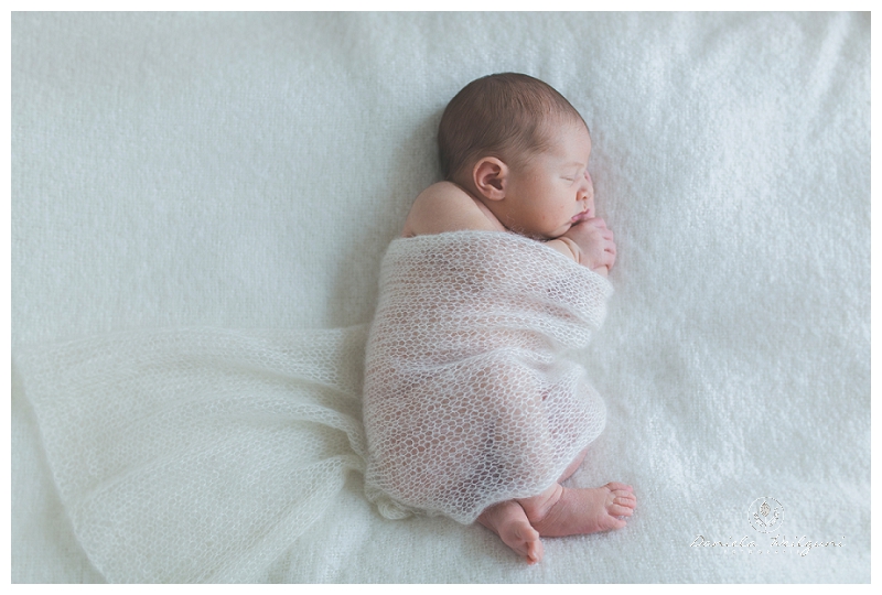 Neugeborenenfotos Newbornshooting Babyfotos Babyfotograf Linz Amstetten Österreich Niederösterreich Oberösterreich_0527