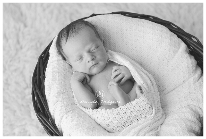 Neugeborenenfotos Newbornshooting Fotograf Babyfotos Fotoshooting Baby Linz Amstetten Steyr_0014.jpg