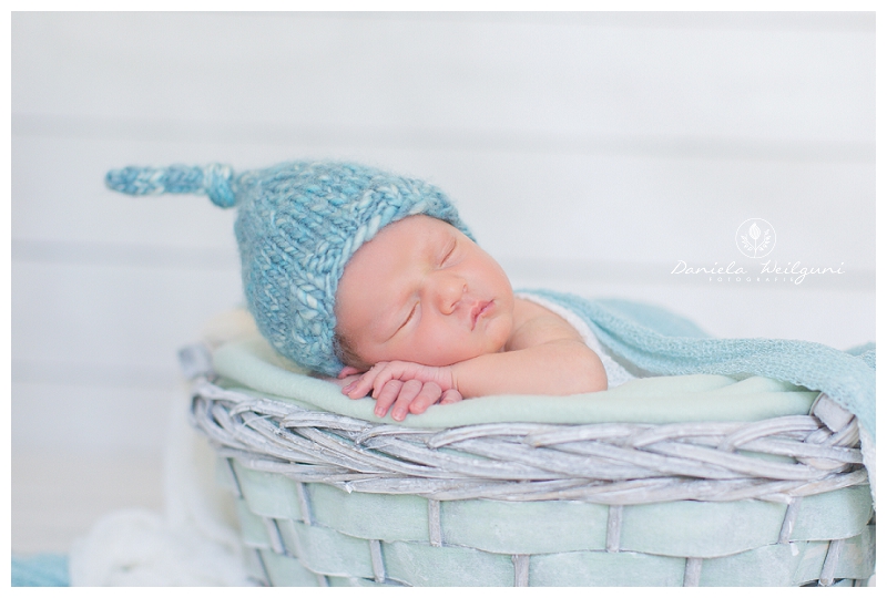 Neugeborenenfotos Newbornshooting Fotograf Babyfotos Fotoshooting Baby Linz Amstetten Steyr_0020.jpg