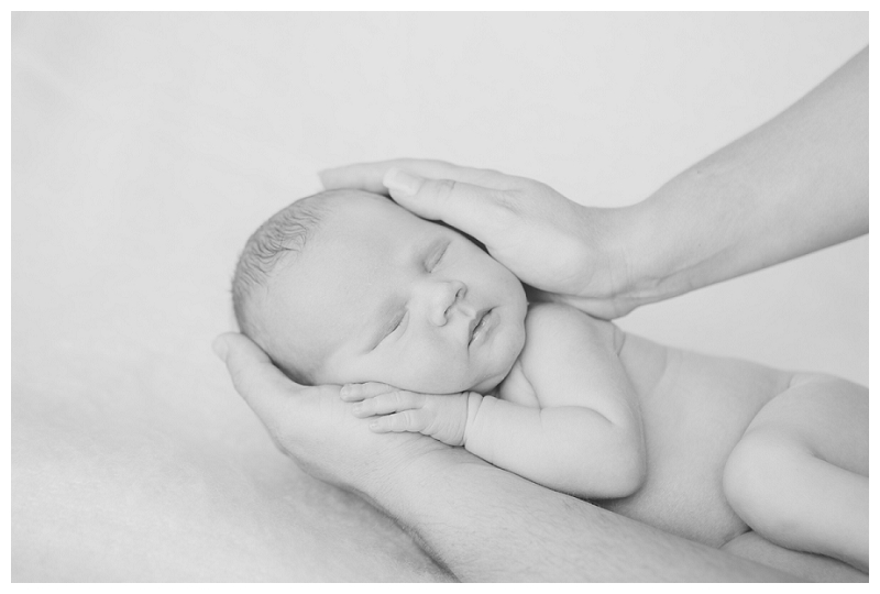 Neugeborenenfotos Newbornshooting Fotograf Babyfotos Fotoshooting Baby Linz Amstetten Steyr_0115.jpg